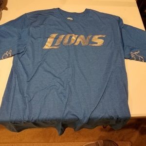 Mens Detroit lions t shirt